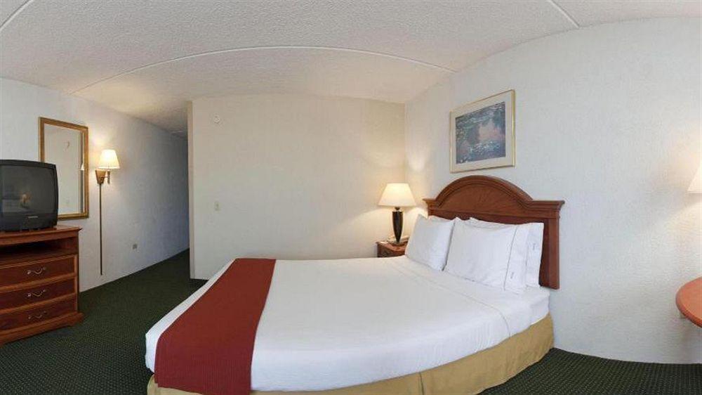Fairfield By Marriott Inn & Suites Madison South 外观 照片